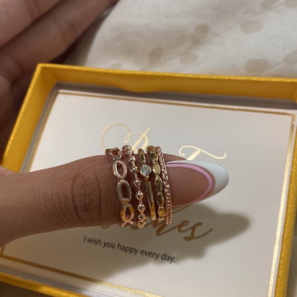 Rose gold & Gold Stackable & Assorted Rings - Picture 2 of 4